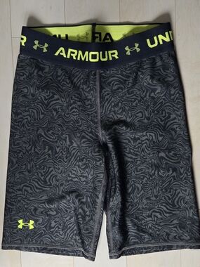 Under Armour Black Marble-Print Compression Shorts with Neon Yellow Waistband